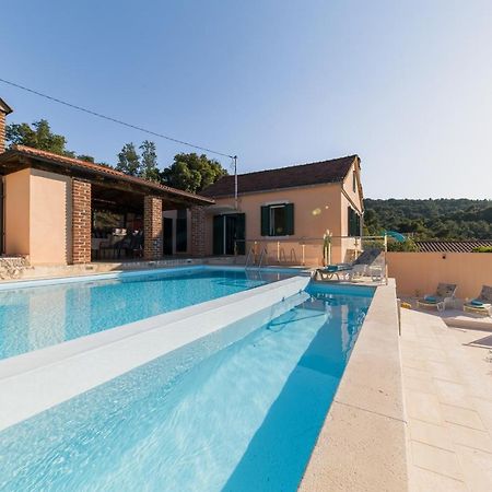 Holiday Home Lavanda Mali Iz Bagian luar foto
