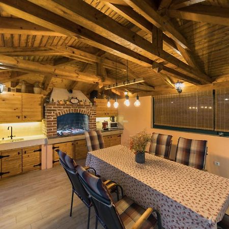 Holiday Home Lavanda Mali Iz Bagian luar foto