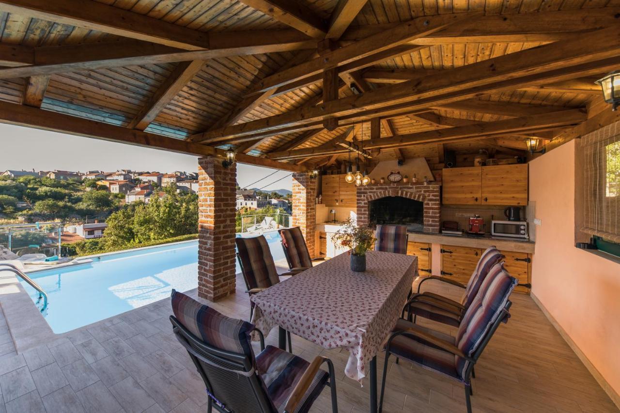 Holiday Home Lavanda Mali Iz Bagian luar foto