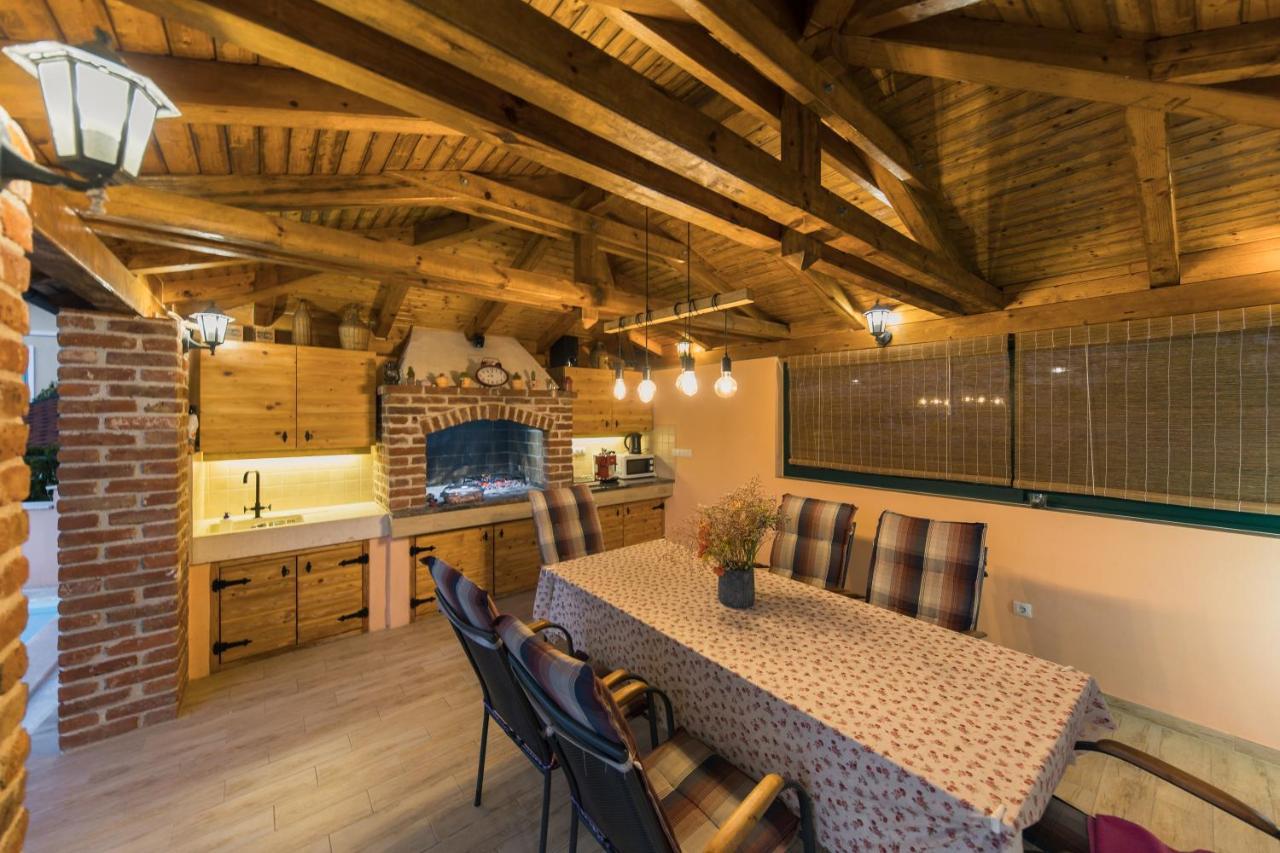 Holiday Home Lavanda Mali Iz Bagian luar foto