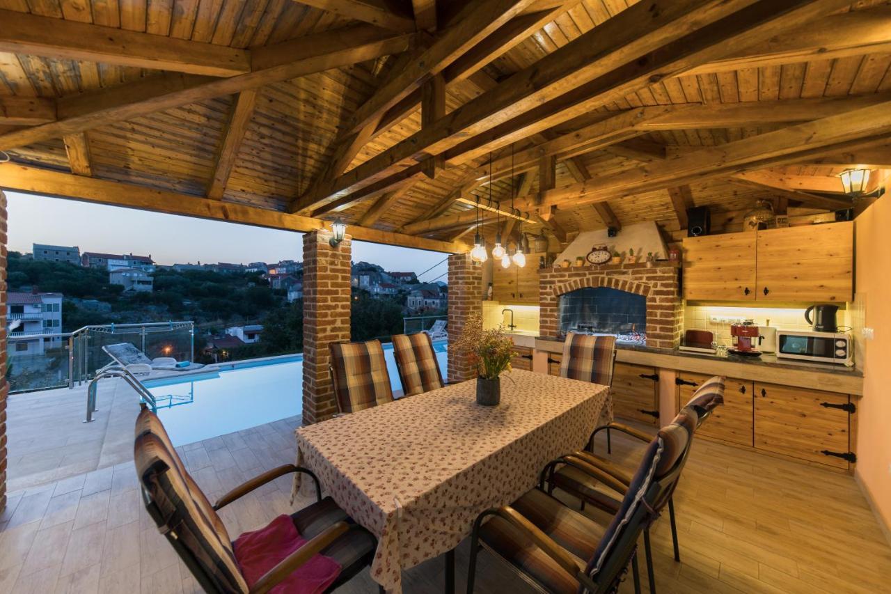 Holiday Home Lavanda Mali Iz Bagian luar foto