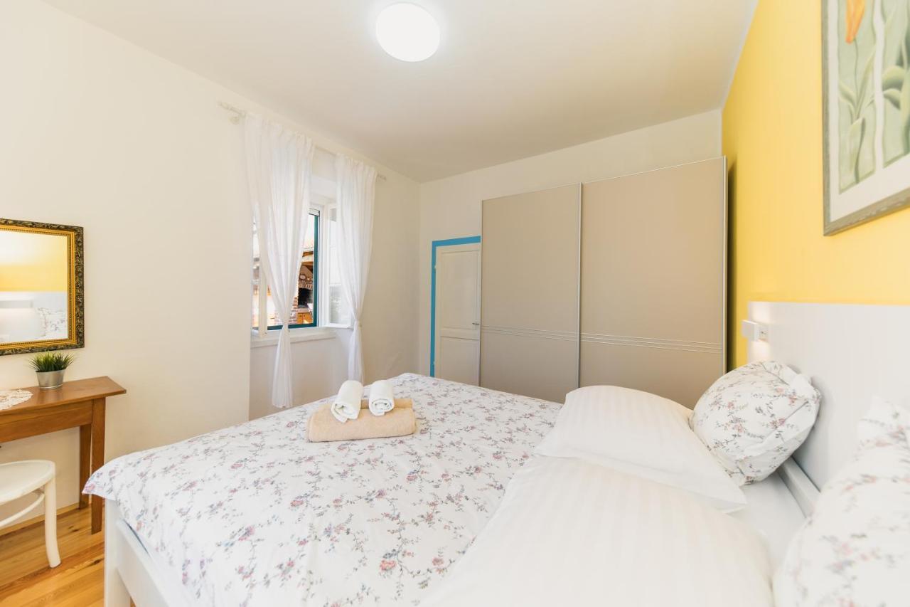 Holiday Home Lavanda Mali Iz Bagian luar foto