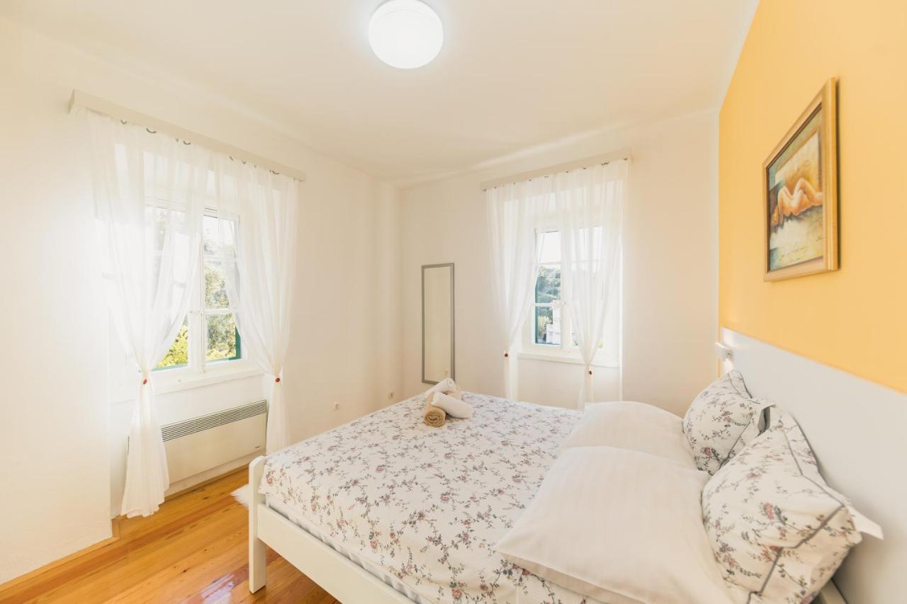 Holiday Home Lavanda Mali Iz Bagian luar foto