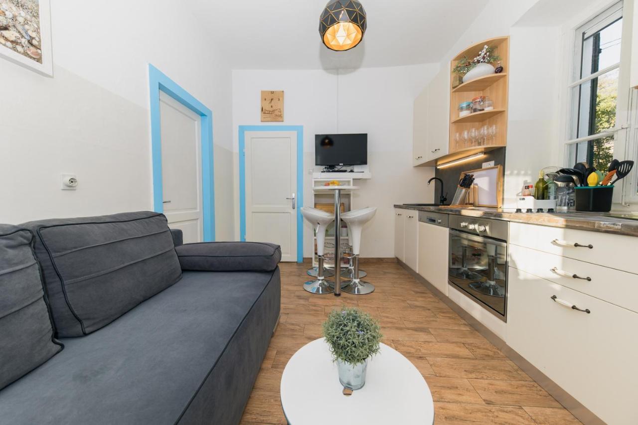 Holiday Home Lavanda Mali Iz Bagian luar foto